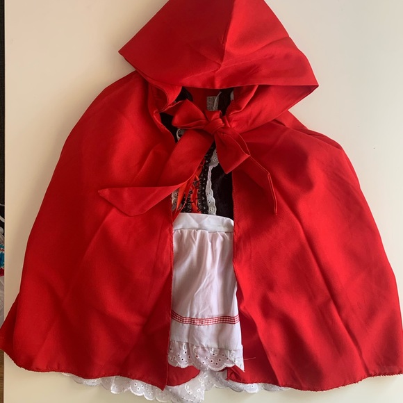 Little Red Riding Hood - Picture 2 of 3